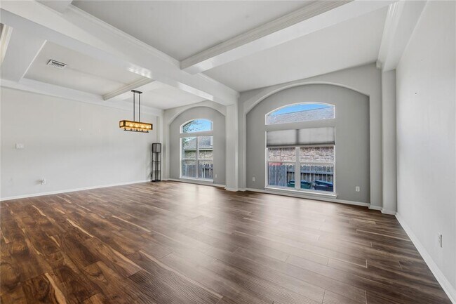 Building Photo - 3013 Covington Pl