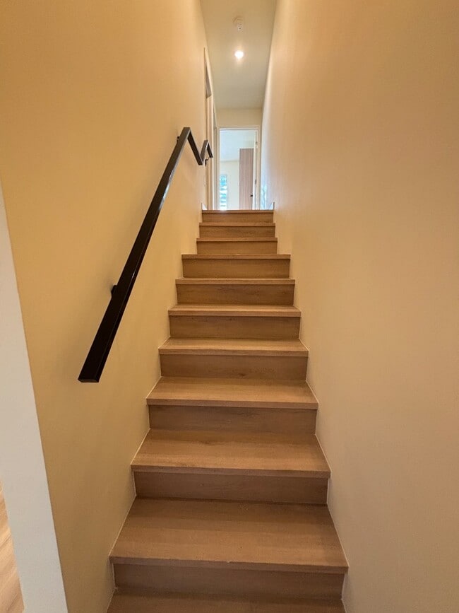 Building Photo - 2050 Meridian Ave