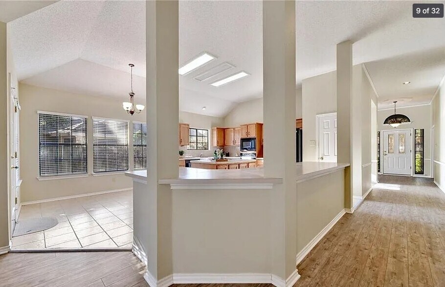 Building Photo - 3700 Rocky Ford Dr