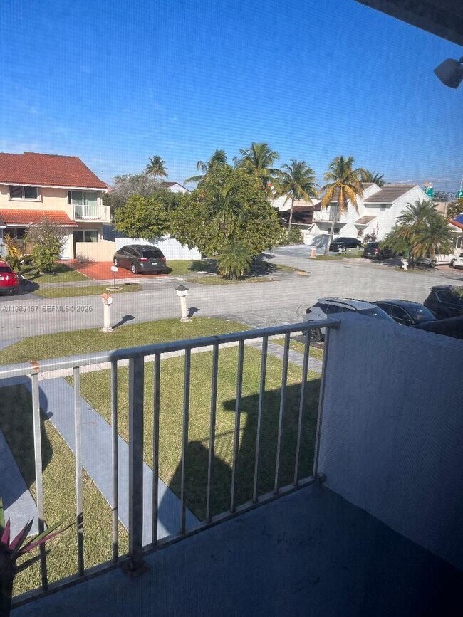 Building Photo - 11712 SW 13th St