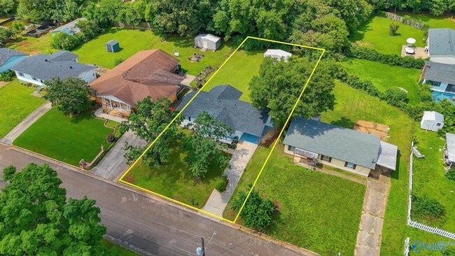 Building Photo - 629 Dawson Terrace NW