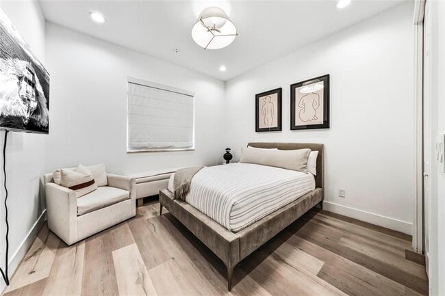 Building Photo - 11064 Canary Island Ct