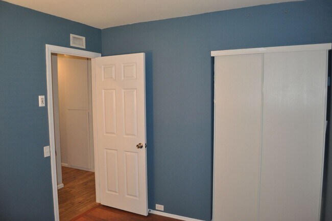 Building Photo - LEMON GROVE 3BR/2BA SINGLE FAMILY DETACHED...