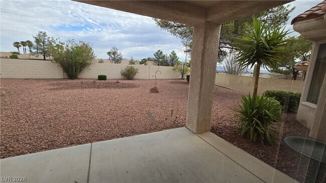 Building Photo - 9328 Fresh Spring Dr