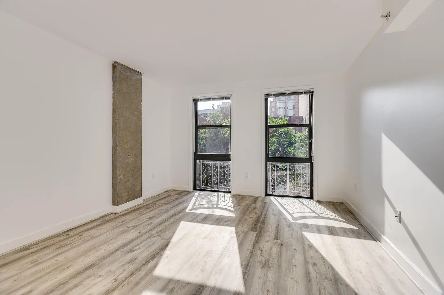 Building Photo - 631 D St NW