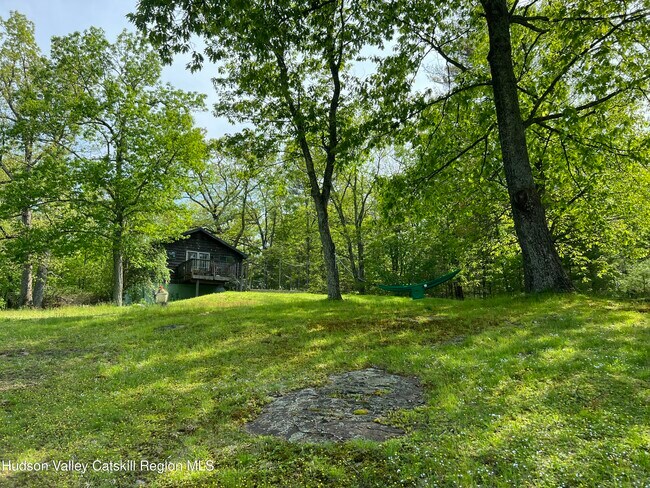 Building Photo - 40 Sunset Ridge