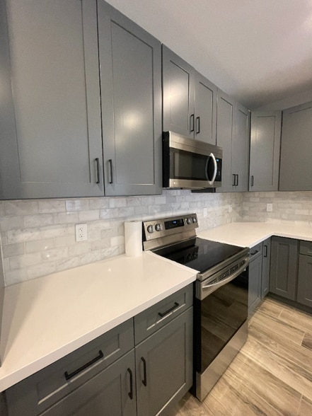 Building Photo - 2720 E Wildhorse Pl