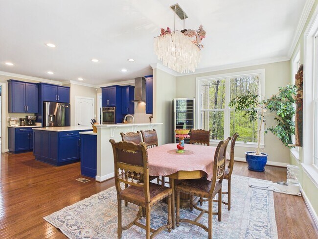 Building Photo - 12106 Golden Aster Terrace