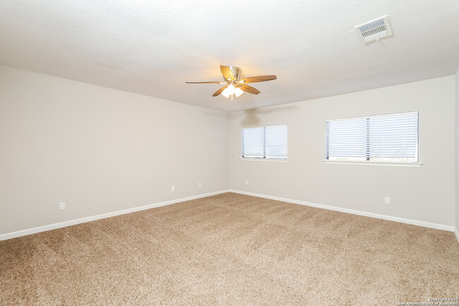 Building Photo - 9879 Highland Creek
