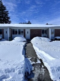 Building Photo - 911 W McKay Rd