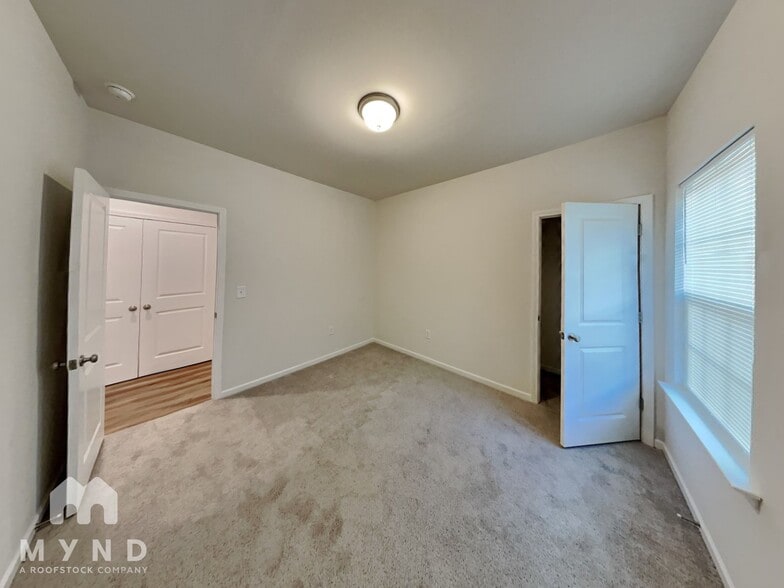 Building Photo - 1605 N Weldon St