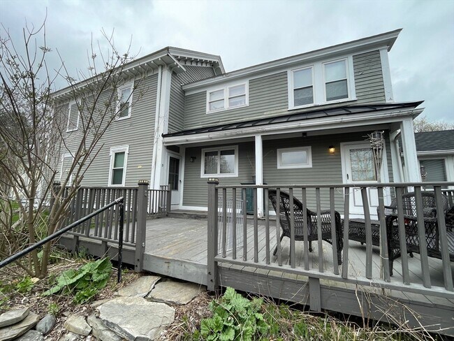 Building Photo - 21 Court St