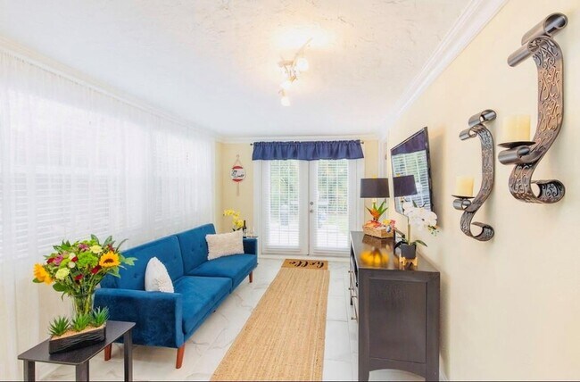 Building Photo - 279 Hach Ln