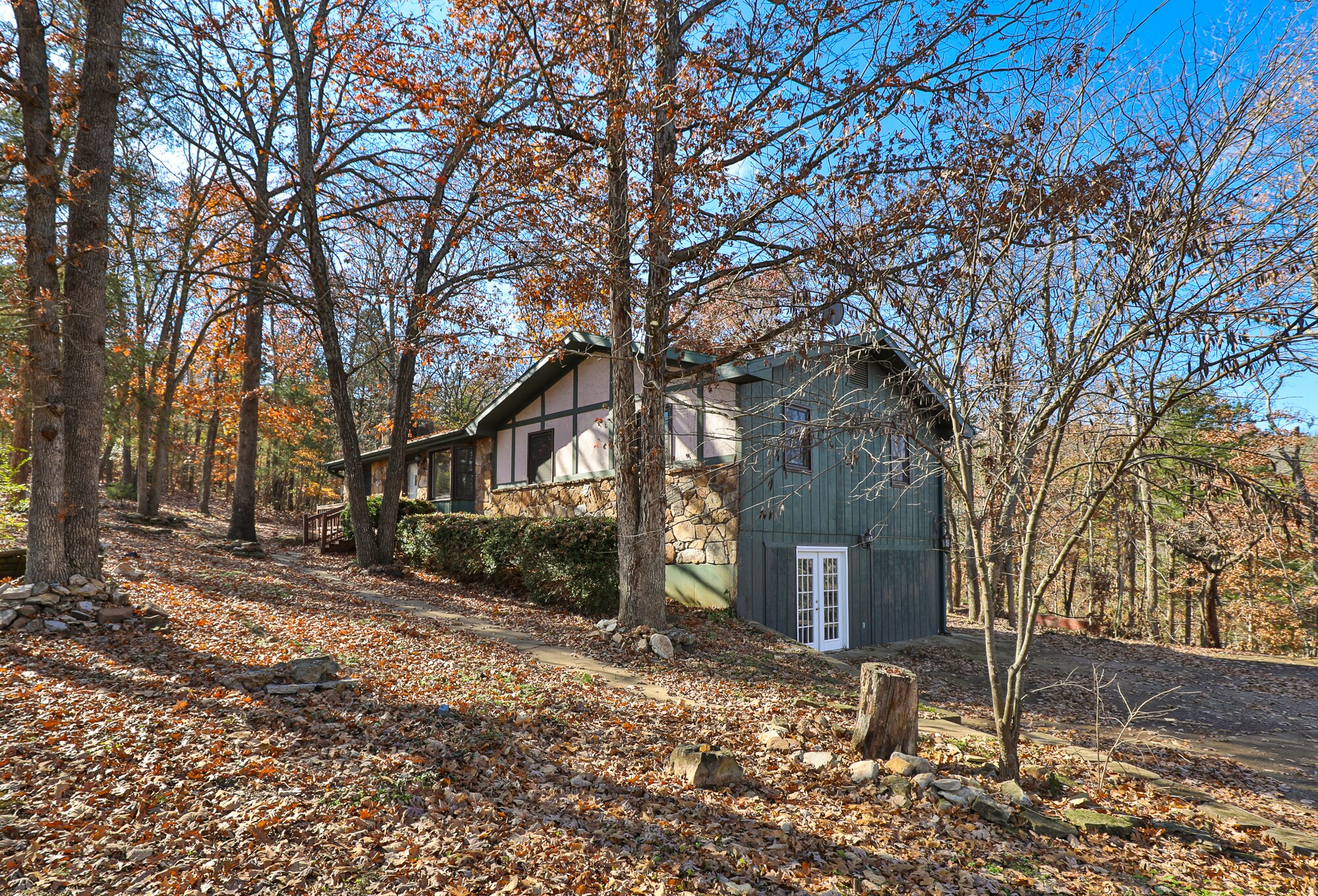 Building Photo - 137 Wallen Blf