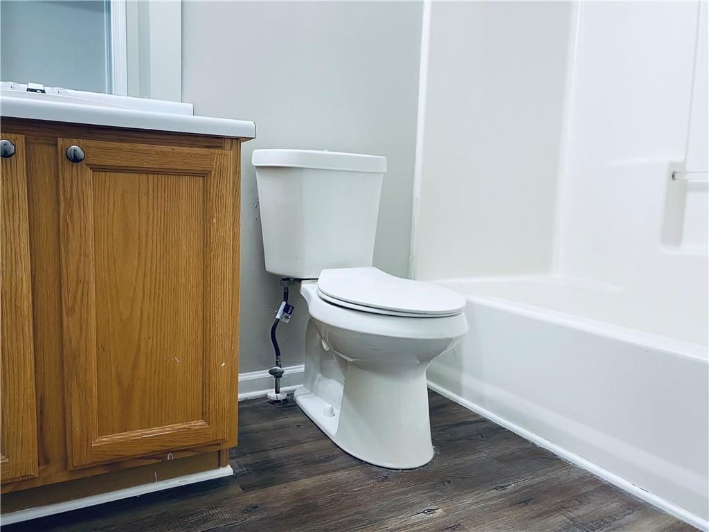 Building Photo - 736 Bedford