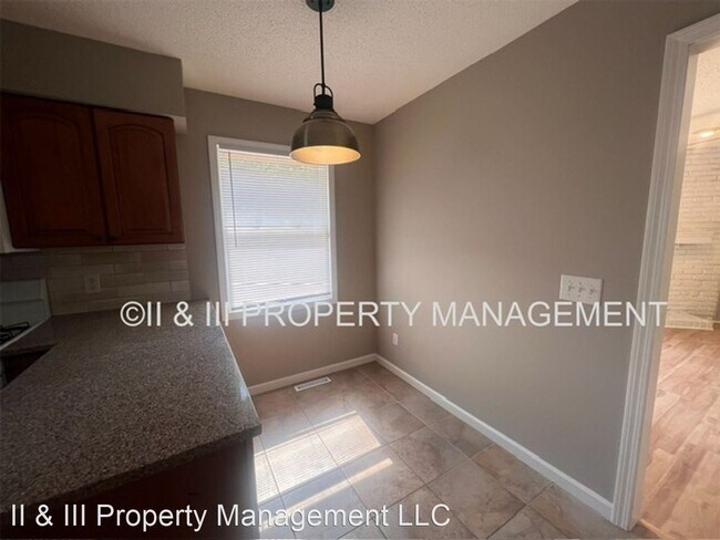 Building Photo - 4 br, 3 bath House - 1308 S Apache Ct