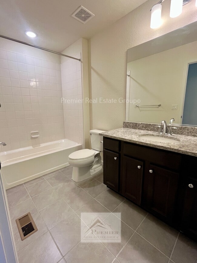 Building Photo - 10733 White Diamond Pt