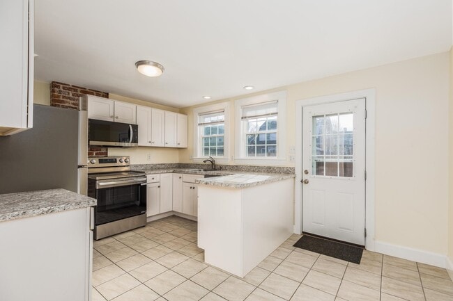 Building Photo - 79 Porpoise Way