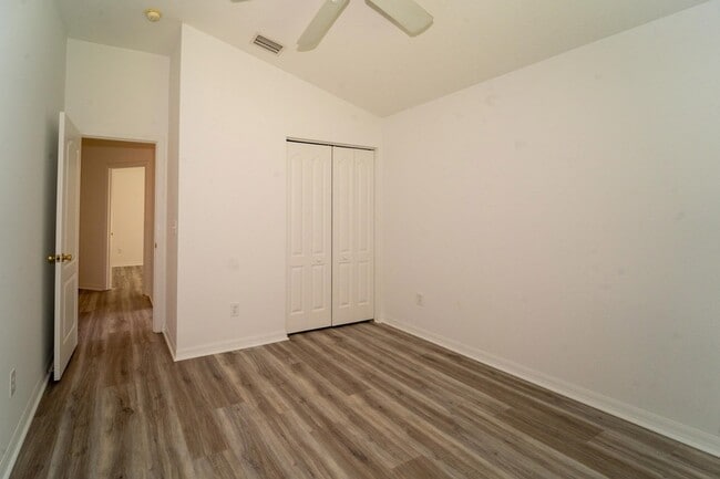 Building Photo - 957 Windward Way