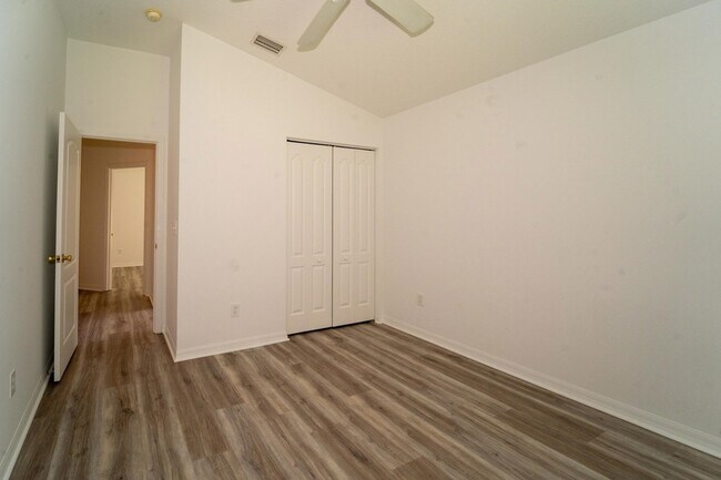 Building Photo - 957 Windward Way