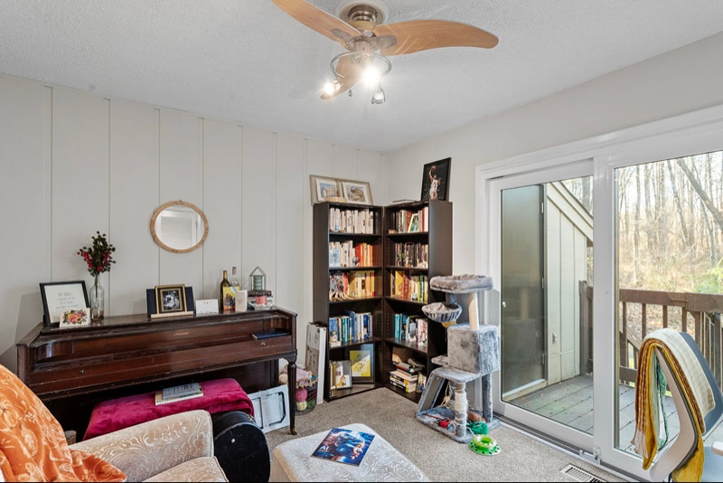 Building Photo - 4100 Five Oaks Dr