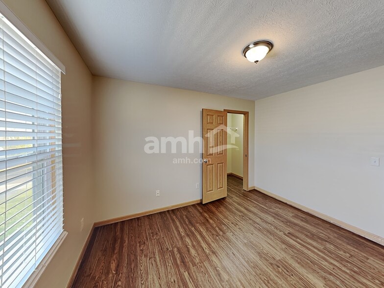 Building Photo - 4069 Boyer Ridge Dr