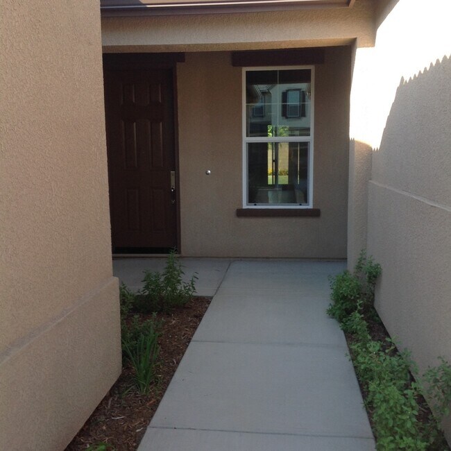 Building Photo - Gated Harlan Ranch Home for Lease