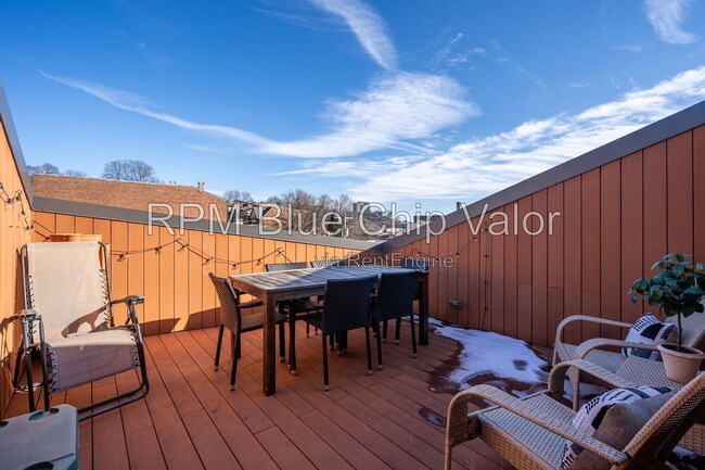 Building Photo - 432 Liberty Hl