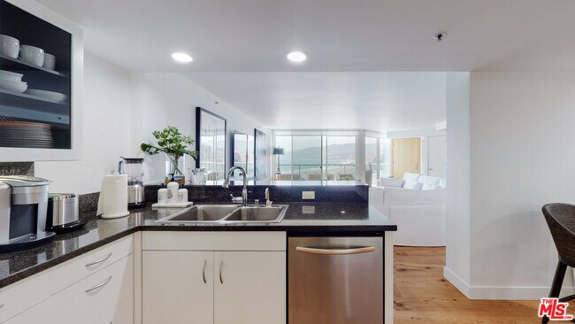 Building Photo - 101 Ocean Ave