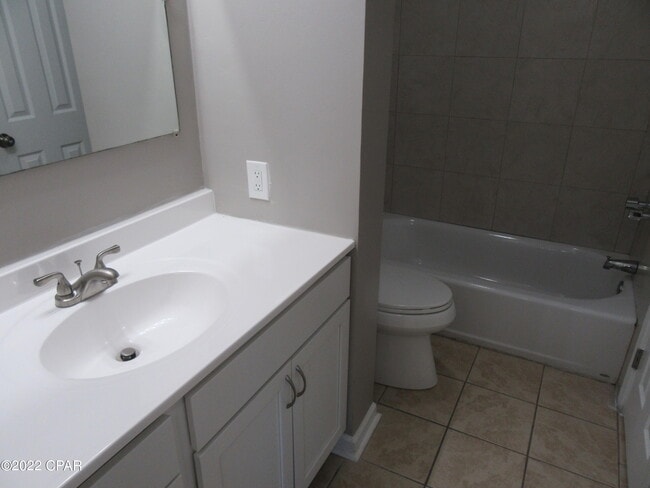 Building Photo - 2912 Sequoia Ave