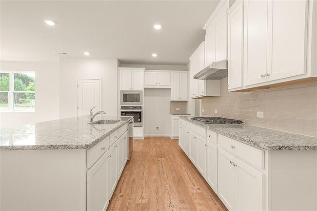 Building Photo - 410 Pt Pl Dr