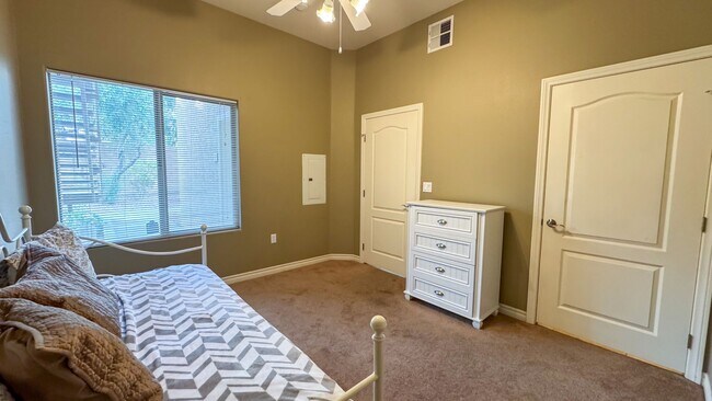 Building Photo - 8985 S Durango Dr