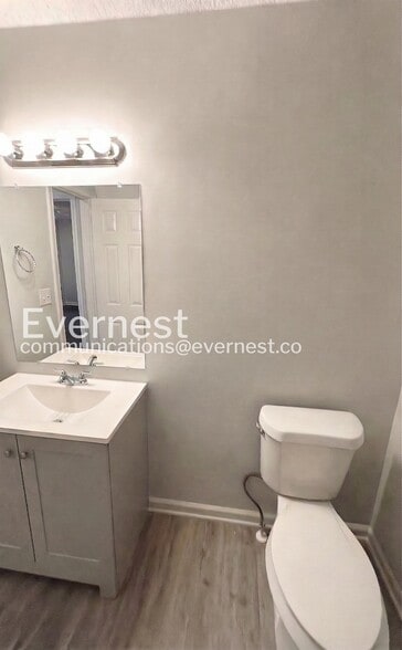 Building Photo - 2429 Brianna Dr