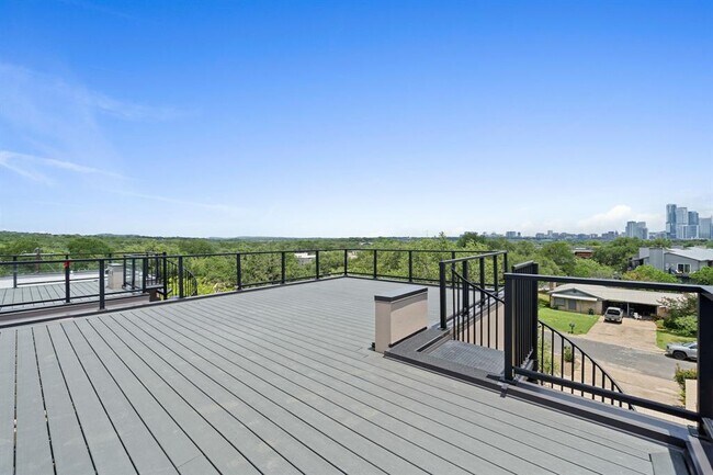 Building Photo - 1403 Barton Hills Dr