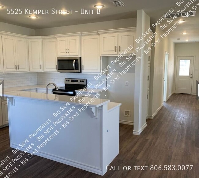 Building Photo - 5525 Kemper St