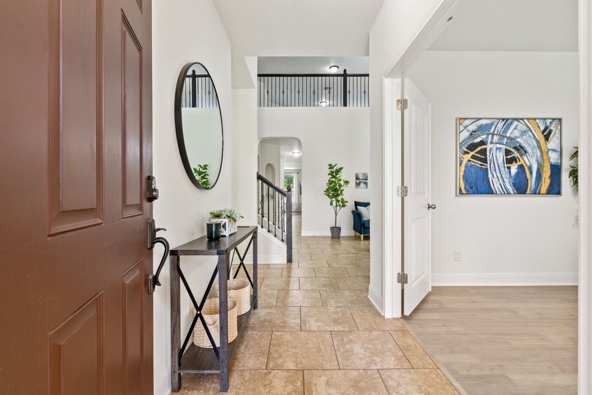 Building Photo - 22438 Akin Fawn