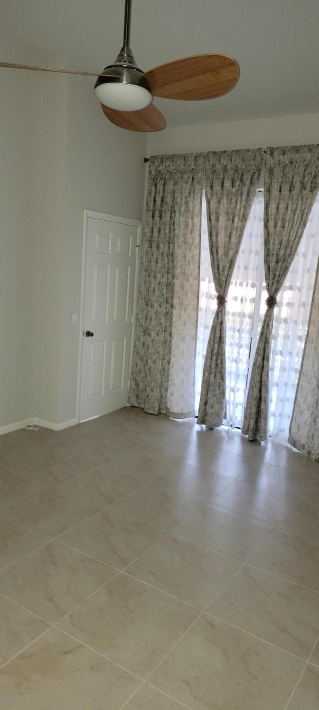 Building Photo - 5299 Europa Dr