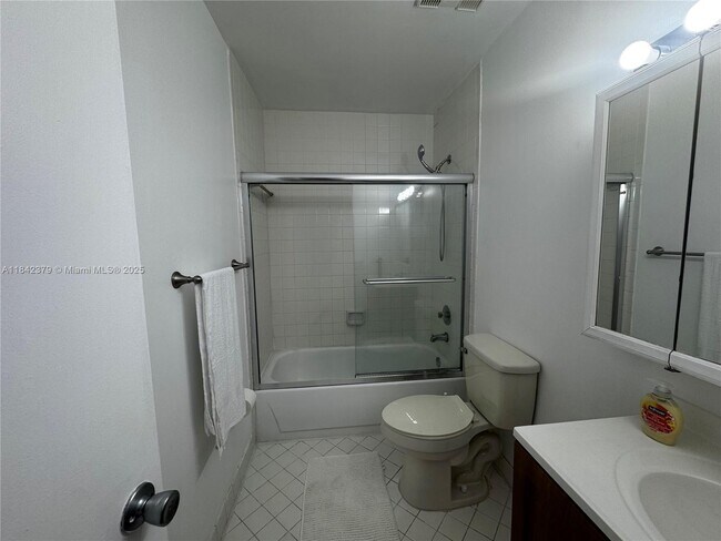 Building Photo - 334 SW 86th Ave