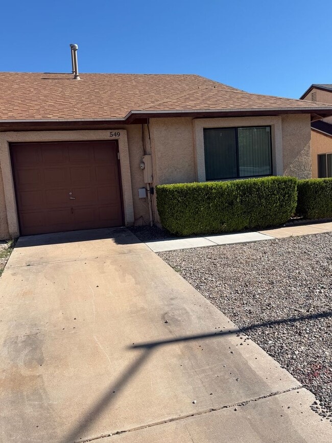 Building Photo - Updated 2 Bedroom 2 Bath with Office Near Fort Huachuca