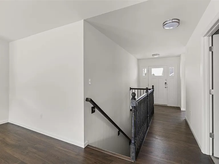 Building Photo - 106 Harrow Drive