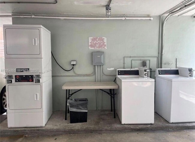 Building Photo - 949 Pennsylvania Ave