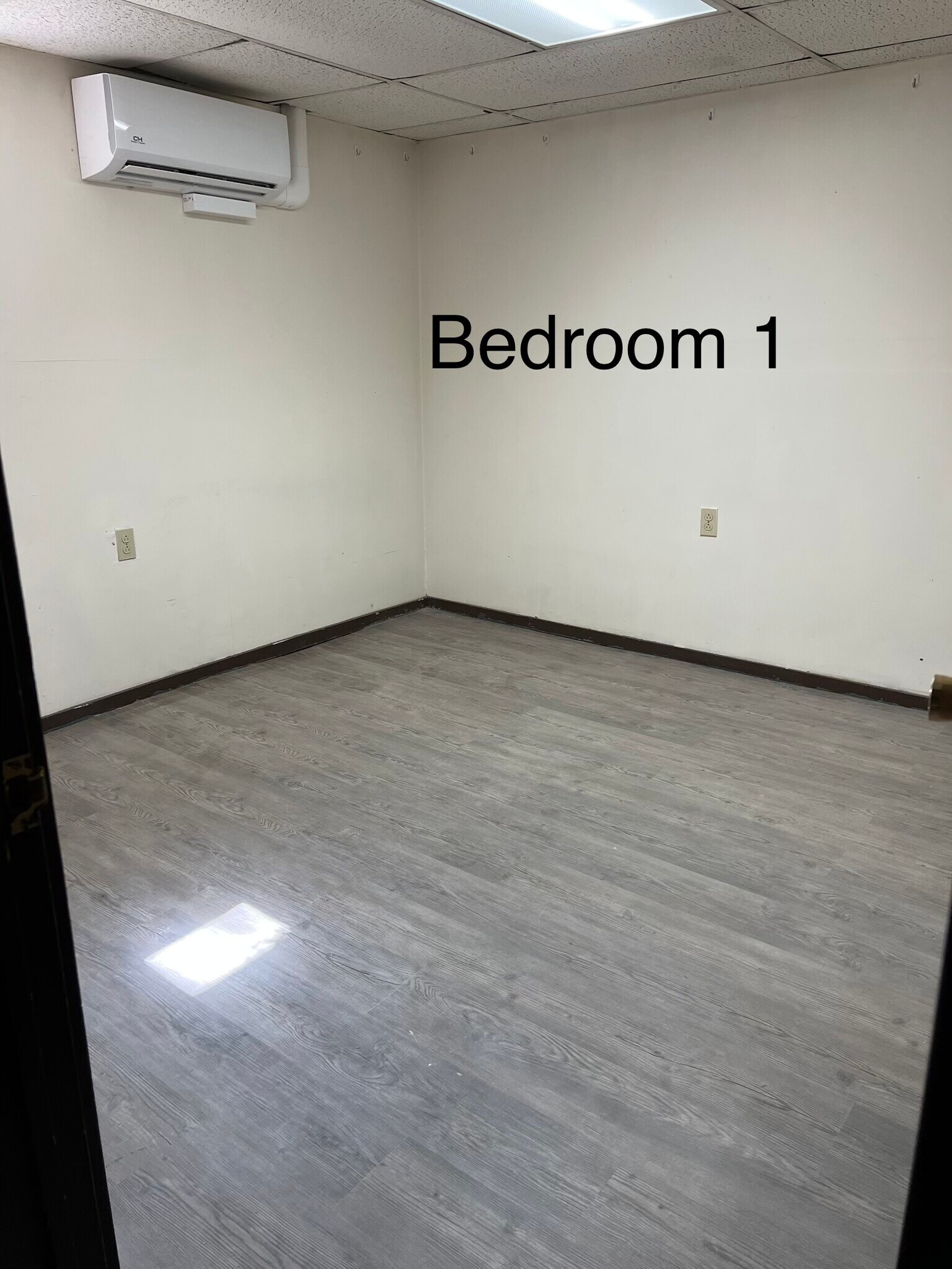 Building Photo - 22 Hillsdale Ave