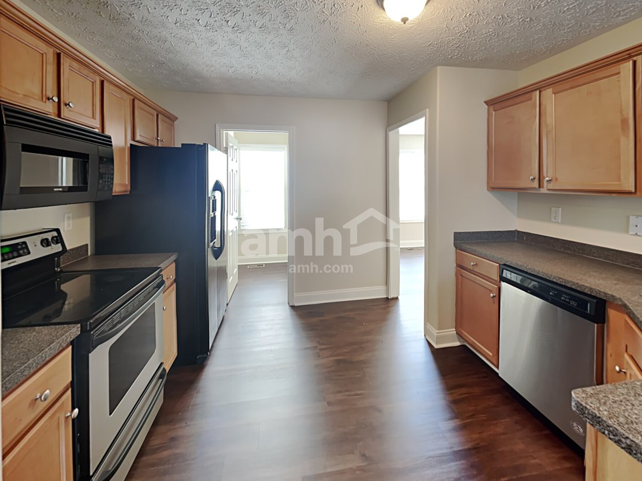 Building Photo - 3892 Refinement Way