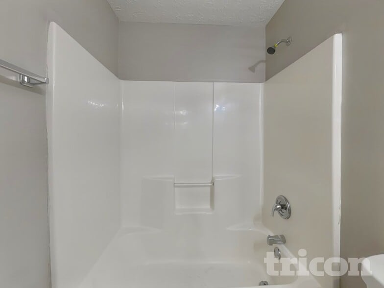 Building Photo - 12573 Lakeside Pkwy