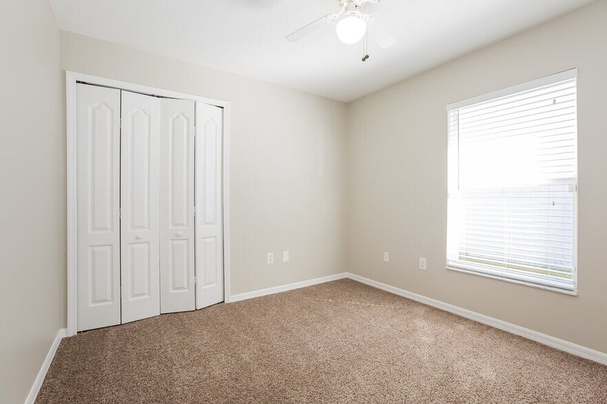 Building Photo - 9306 Hidden Water Cir