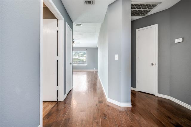 Building Photo - 3813 Sonoma Dr