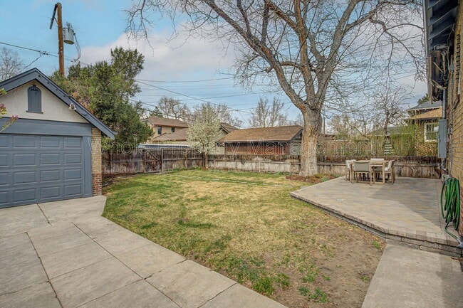 Building Photo - 449 Lafayette St