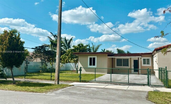 Building Photo - 1840 NW 36th Ave