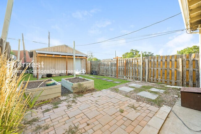 Building Photo - 4902 Meade St