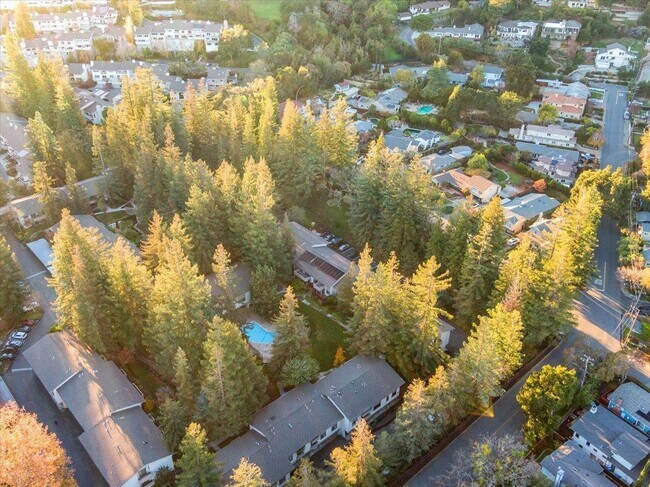 Building Photo - 20720 4th St